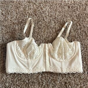 Aerie Cream Lace Bra with Underwire Support